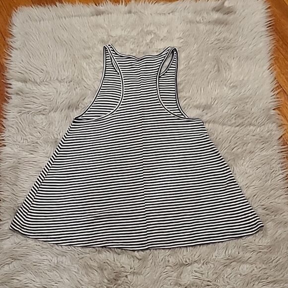 Abercrombie and fitch womens white and black stripped flowy cotton tank top - Picture 4 of 5